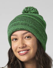 Beechfield B476 Team Stripe Beanie – leverantörens modellbild