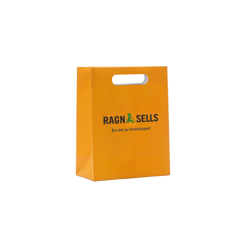 Papperspåsar DELUXE stansade handtag  18+09x23cm – Profileproduction