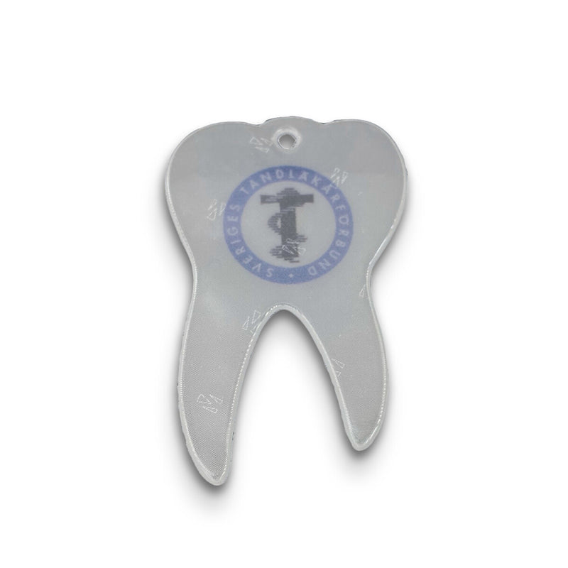 Reflexhanger – figurer – Hanger Tand 45x69 mm | vit